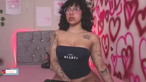 Luanis online show from November 21, 5:17 am