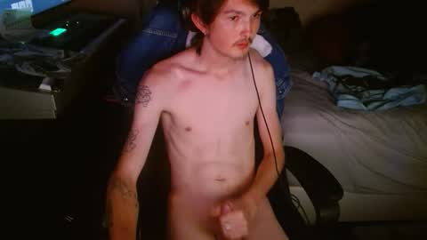 luckytwinkz online show from April 25, 4:37 am