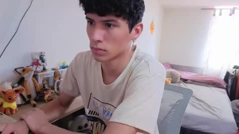 Lu Independent Model online show from March 7, 3:20 pm