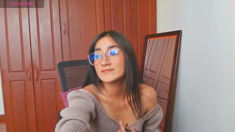 Snapshot of lucy111_love chatting on October 21, 8:20 pm Lucy online show from October 21, 8:20 pm