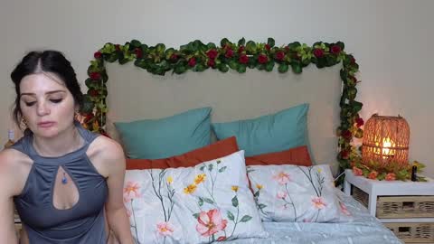 Lucy online show from February 7, 12:31 am