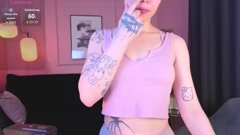 Lucy online show from December 15, 2:10 pm