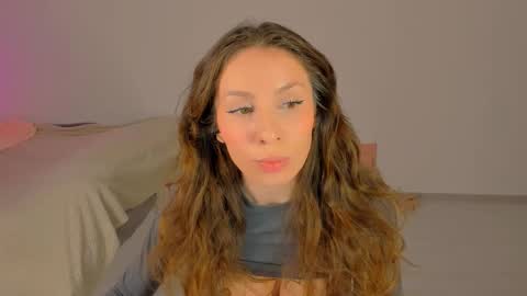 lucy__ray online show from December 14, 1:05 pm