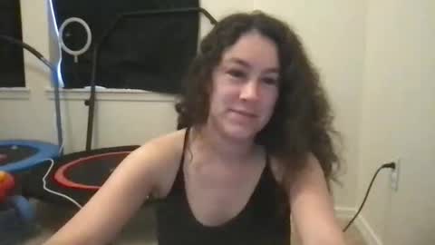 Lucy online show from March 26, 2:11 pm