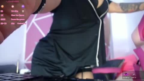 lucy_beatifull online show from March 23, 11:58 am