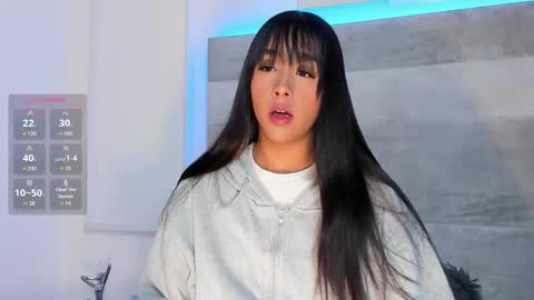 Lucy online show from December 15, 1:54 am