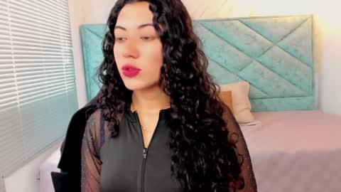 Lucy Greys online show from March 18, 2:42 pm