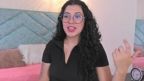 Lucy Greys online show from April 22, 7:26 pm