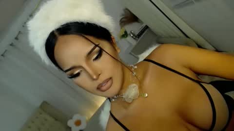    MONA    online show from December 23, 7:17 am