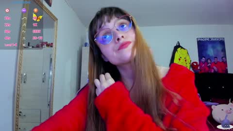 Snapshot of lucy_hess_ chatting on January 8, 1:53 am Lucy online show from January 8, 1:53 am