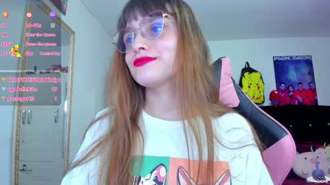 Snapshot of lucy_hess_ chatting on January 11, 3:02 am Lucy online show from January 11, 3:02 am