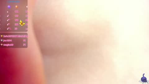 Snapshot of lucy_hess_ chatting on January 14, 3:57 pm Lucy online show from January 14, 3:57 pm