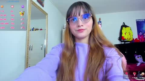 Snapshot of lucy_hess_ chatting on February 17, 8:36 pm Lucy online show from February 17, 8:36 pm