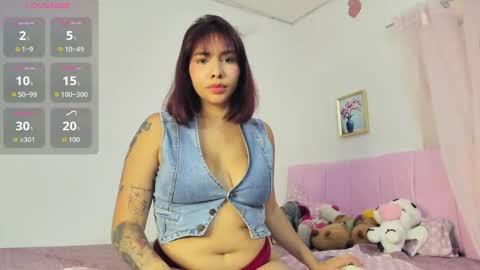 Lucy online show from December 5, 11:41 am