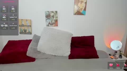 Lucy online show from December 8, 5:11 pm