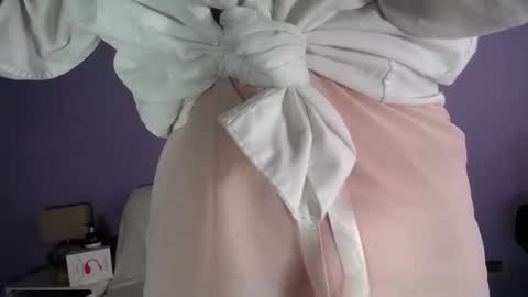  SleepyAbuela online show from March 27, 1:44 pm