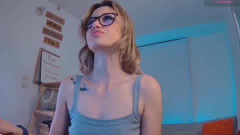 lucy online show from January 10, 11:18 pm