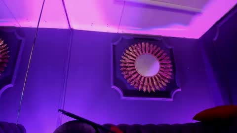 Lucy  online show from December 12, 11:36 pm