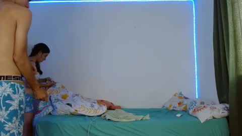 lucy_y_jacob online show from September 17, 4:52 pm