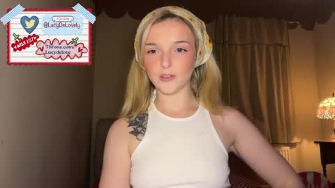 Snapshot of lucydelovely chatting on May 2, 10:37 pm Lucy online show from May 2, 10:37 pm