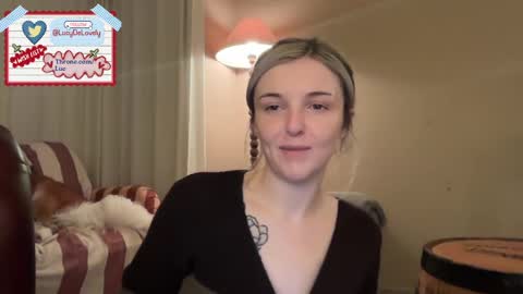 Snapshot of lucydelovely chatting on June 8, 11:27 pm Lucy online show from June 8, 11:27 pm