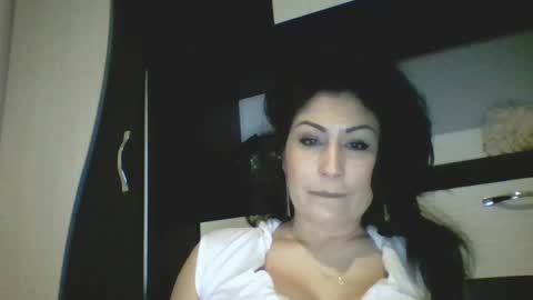 lucybylucy online show from February 3, 1:40 pm