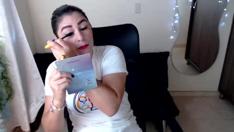 LUCY online show from December 6, 12:27 pm