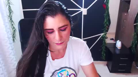 LUCY online show from March 4, 6:50 pm