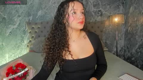 Snapshot of lucylovelyy1 chatting on October 19, 2:12 am Lucy online show from October 19, 2:12 am