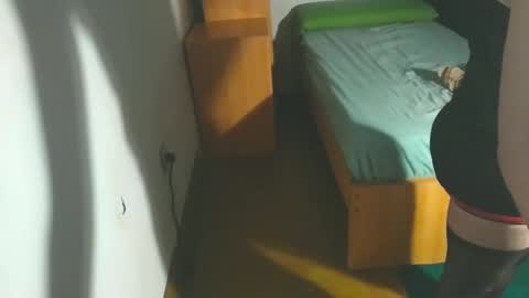 LucyLun online show from December 28, 2:33 am