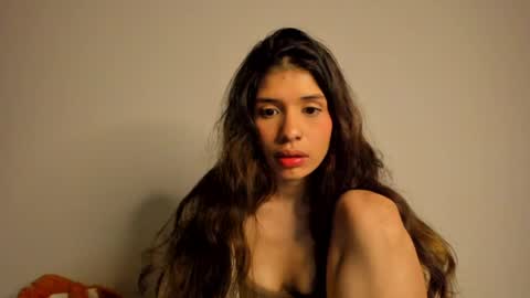 lucyportman online show from April 7, 1:28 am