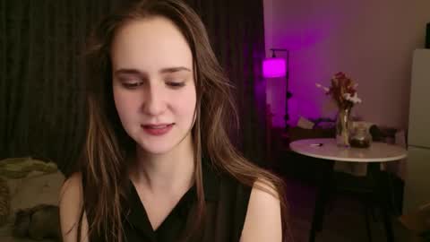 Lucy Rose online show from April 22, 6:09 pm