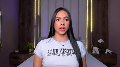 Lucy online show from September 27, 1:27 pm