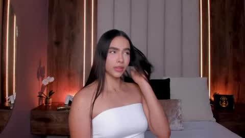 Lucy online show from June 7, 5:22 am