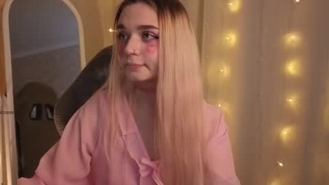 Lucy online show from February 14, 12:13 pm