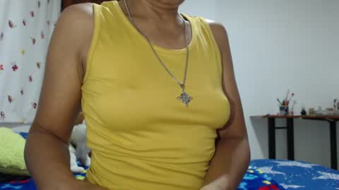 I am Luciana Martin... Welcome in my room online show from June 18, 12:09 pm