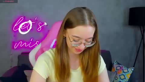 Lucy online show from June 24, 1:04 am