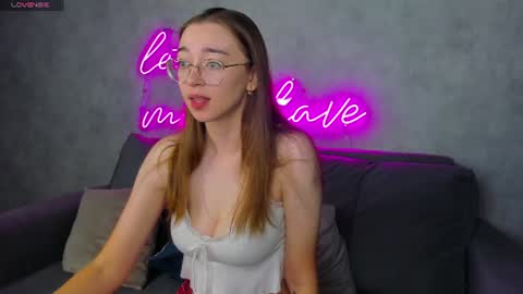 Lucy online show from July 8, 12:48 am