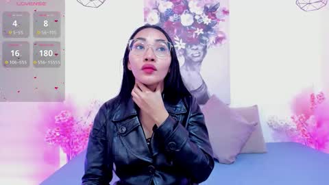 Lucy Liiu online show from November 10, 2:16 pm