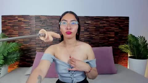 Lucy Liiu online show from March 27, 9:14 pm