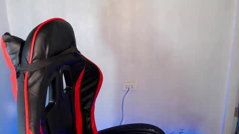 luda_69 online show from November 6, 11:22 am