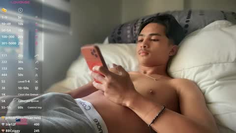 luda_69 online show from April 10, 4:06 am