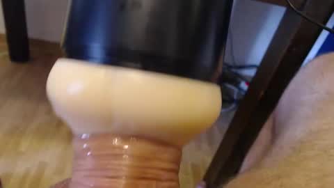 Hagen online show from April 19, 8:02 am