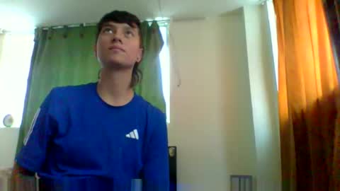 lugiiz05_ online show from October 29, 8:10 pm