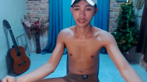 lui_the_fucker online show from January 3, 7:38 am