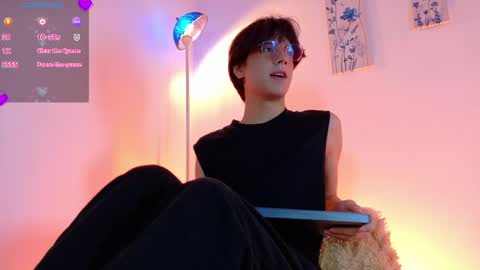 Lui online show from March 24, 3:55 am