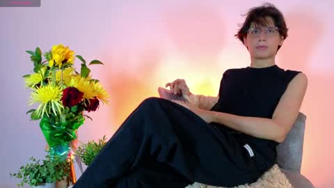 Lui online show from April 5, 3:58 am