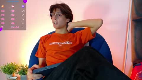 Lui online show from April 20, 3:42 am