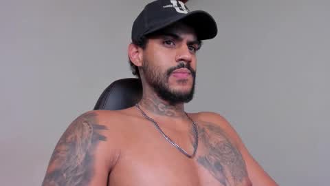 Luigi Vitale online show from January 14, 2:28 am