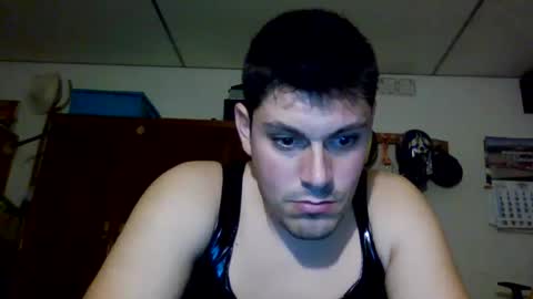 Snapshot of luis2423 chatting on September 30, 7:08 pm A slave to the mistress.. un esclavo para las amas dominantes. online show from September 30, 7:08 pm